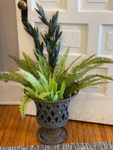 Load image into Gallery viewer, Porch Planter
